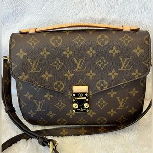 Authentic Louis Vuitton Pochette Métis
